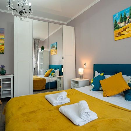 Chic Studio Old City Center - Ivo19 Bucarest Extérieur photo