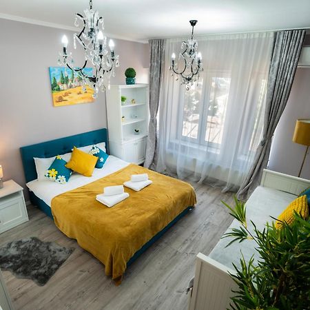 Chic Studio Old City Center - Ivo19 Bucarest Extérieur photo