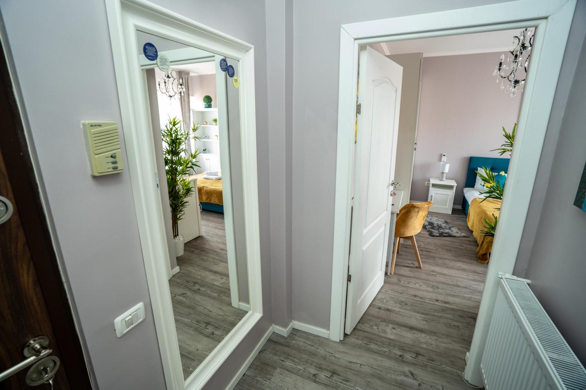 Chic Studio Old City Center - Ivo19 Bucarest Extérieur photo